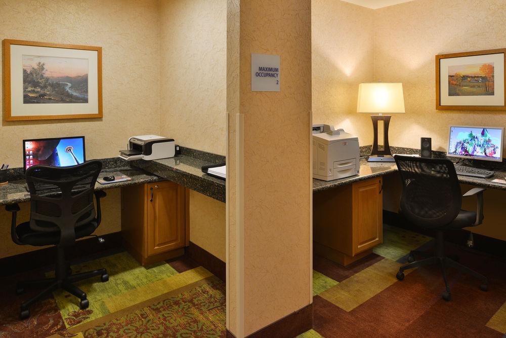 Holiday Inn Express Hotel & Suites Idaho Falls By Ihg Exterior photo