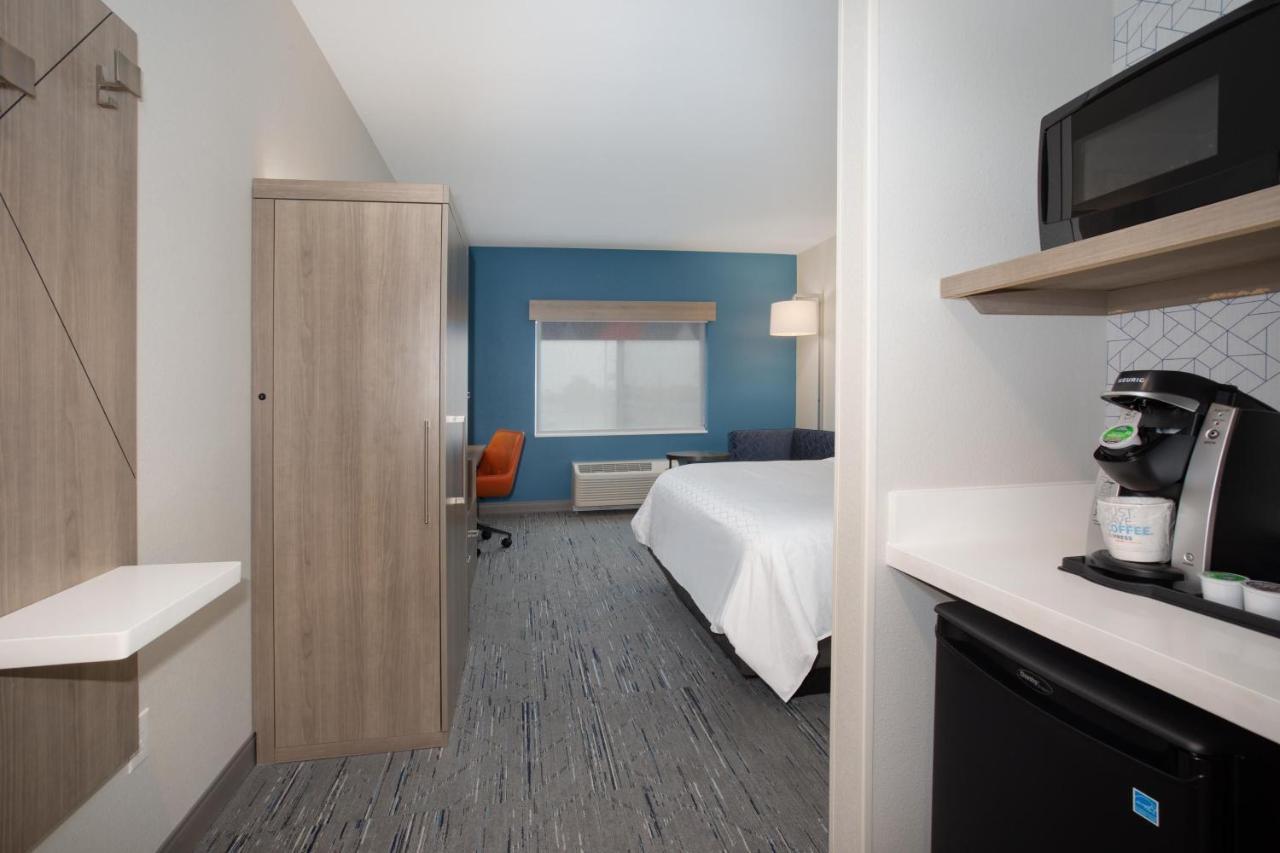 Holiday Inn Express Hotel & Suites Idaho Falls By Ihg Exterior photo