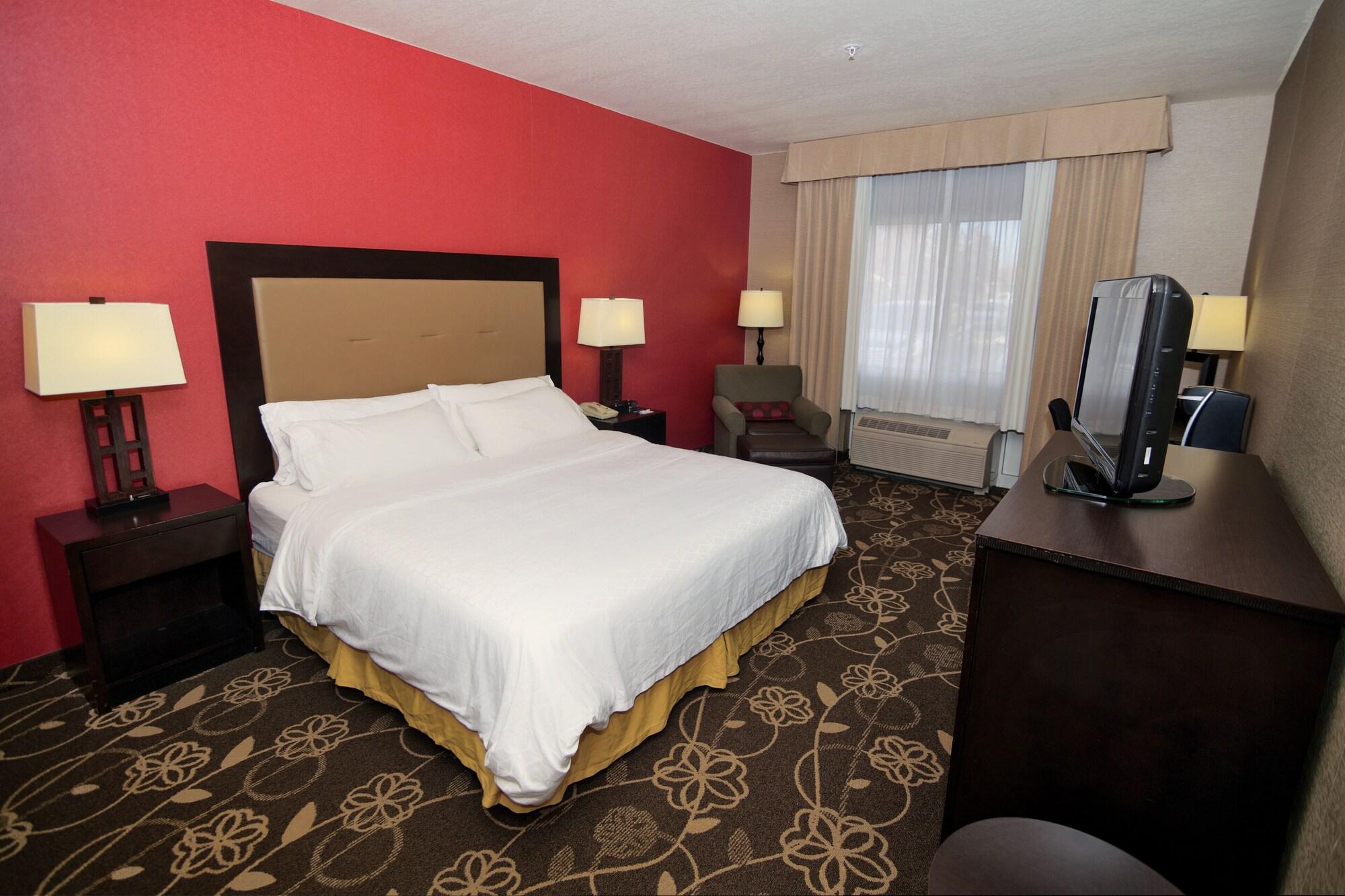 Holiday Inn Express Hotel & Suites Idaho Falls By Ihg Exterior photo