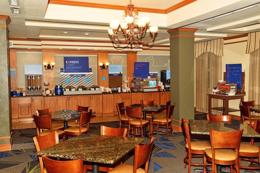 Holiday Inn Express Hotel & Suites Idaho Falls By Ihg Exterior photo