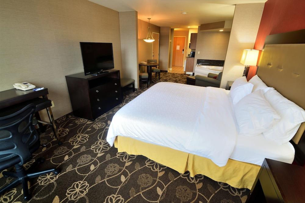 Holiday Inn Express Hotel & Suites Idaho Falls By Ihg Exterior photo