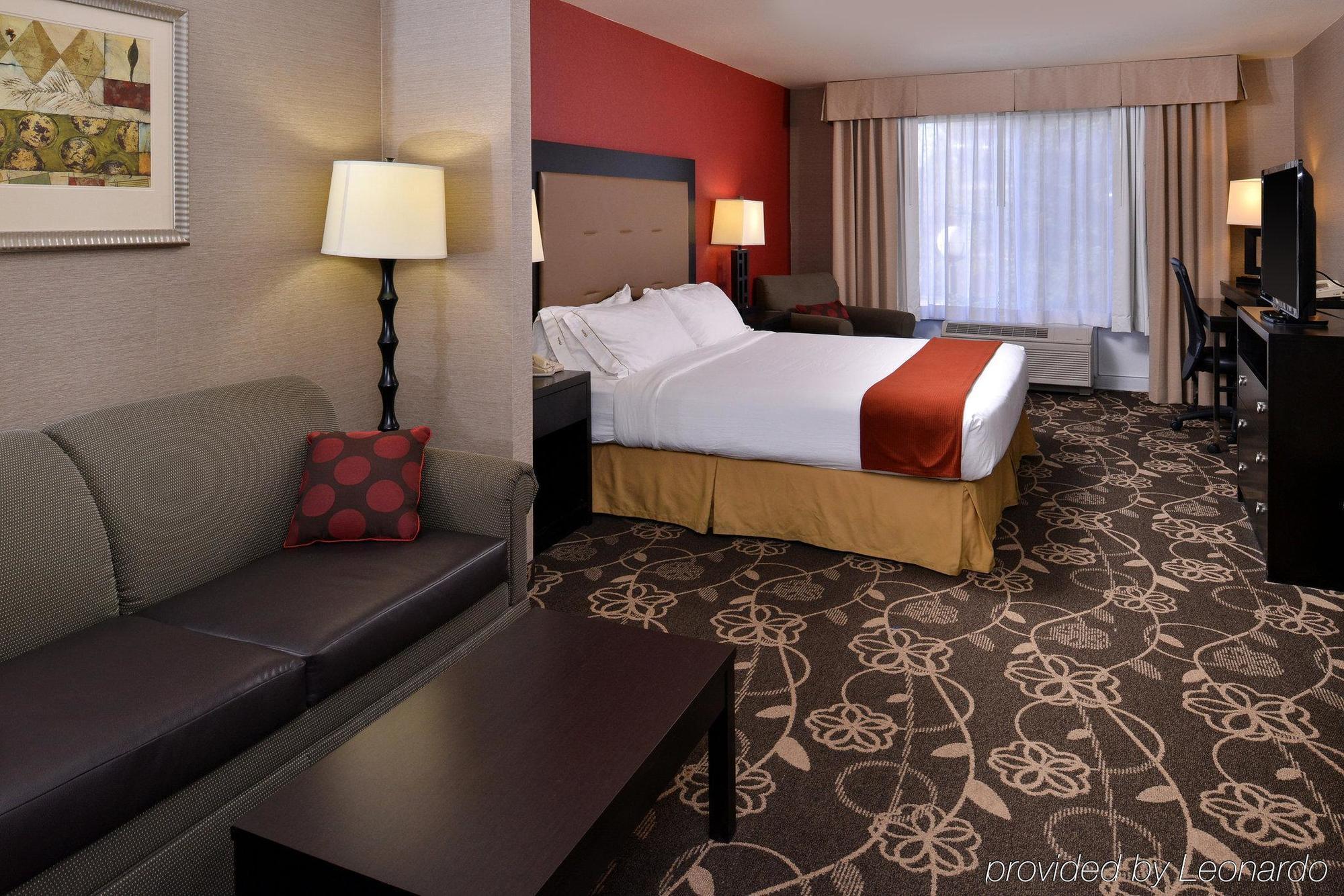 Holiday Inn Express Hotel & Suites Idaho Falls By Ihg Exterior photo