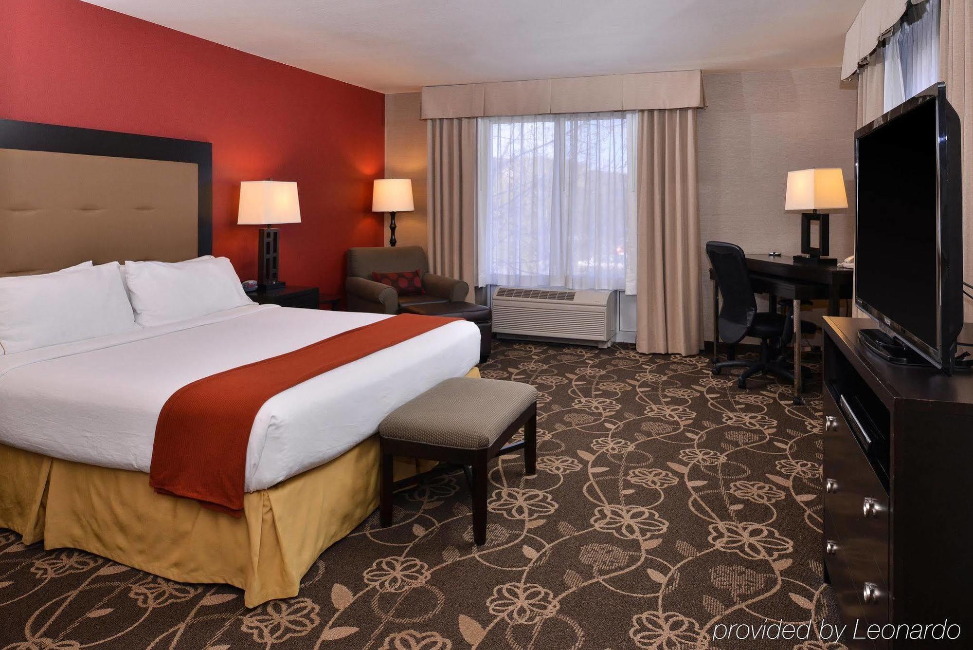Holiday Inn Express Hotel & Suites Idaho Falls By Ihg Exterior photo